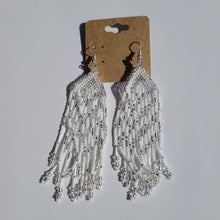 Charger l&#39;image dans la galerie, White and Silver Chevron Fringe Earrings - North of Fifty Indigenous Boutique
