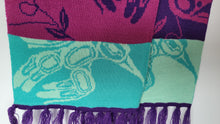Charger l&#39;image dans la galerie, &quot;Hummingbird&quot;&quot; knit scarf design by Haida Artist Gordon White
