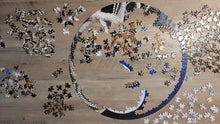 Charger l&#39;image dans la galerie, 500 piece round jigsaw puzzle featuring Betty Albert Art
