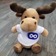 Load image into Gallery viewer, Mini Moose plush animal with detachable beaded Metis pin
