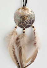 Charger l&#39;image dans la galerie, Shell Dream Catcher with 2.25 inch shell center
