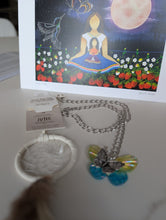 Load image into Gallery viewer, Dream catcher Necklace and Card
