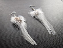 Load image into Gallery viewer, Feather Earrings
