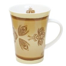 Charger l'image dans la galerie, Bee-Lieve 10 oz Porcelain Mug by Cree artist, Pat Bruderer
