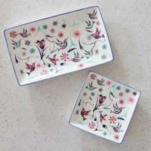 Load image into Gallery viewer, Platter - 10 x 6 inches, Hummingbirds, artwork by Nicole La Rock
