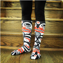 Charger l&#39;image dans la galerie, &quot;Killer Whale Crosshatch&quot; Socks by Native Artist, Curtis Wilson - North of Fifty Indigenous Boutique
