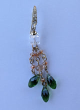 Load image into Gallery viewer, Elegant Green Earrings
