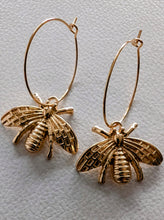 Load image into Gallery viewer, Bee Earrings - North of Fifty Indigenous Boutique
