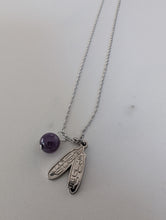 Charger l'image dans la galerie, Healing Necklace -  Eagle Feathers by Corey Bulpitt
