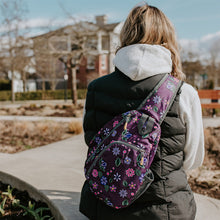 Load image into Gallery viewer, Sling pack Storm Angeconeb, Ojibwe, Ojibway Florals
